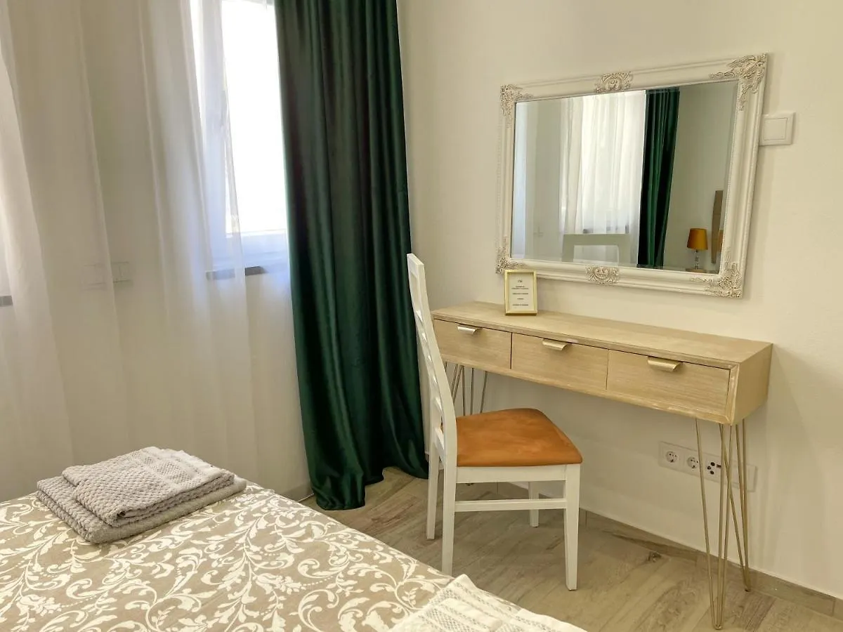 Our Charming House Daire Portimão
